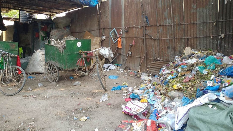 मेयर बालेनको फेसबुक स्टाटसका कारण सिंहदरबारमा थुप्रियो फोहोर
